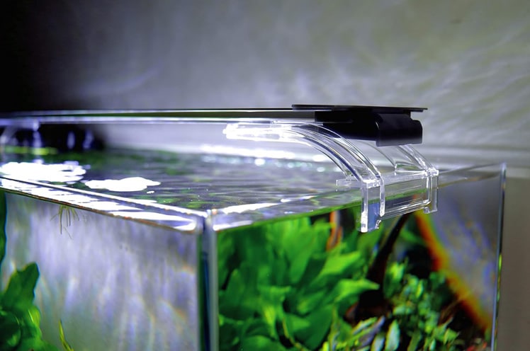 finnex-planted-plus-aquarium-light-2
